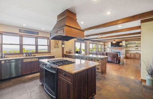 Lakeside Luxury Retreat with Winnipesaukee Views - Foto 30