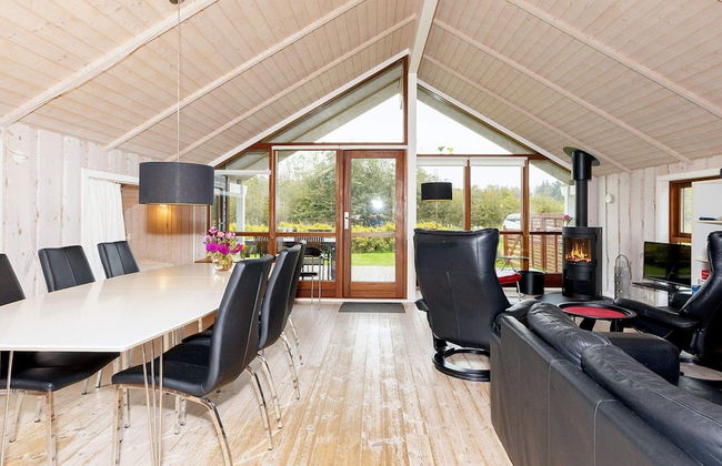 Peaceful Cottage in Ã˜ster Assels with Hot Tub - Photo 17