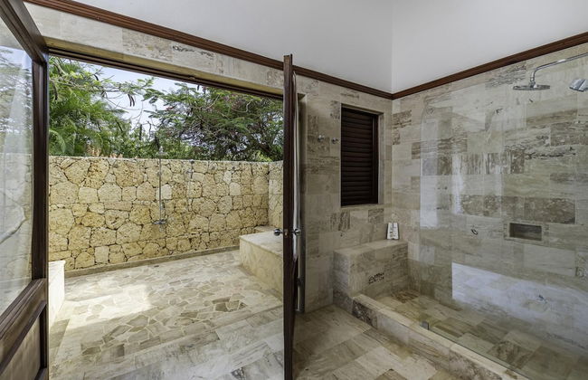 Casa de Campo Villa Luxurious Property up to 12 People With Pool Jacuzzi BBQ Golf - Photo 15