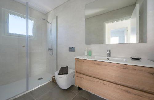 Aroeira Villa w/ Pool near Beach, By TimeCooler - Foto 65