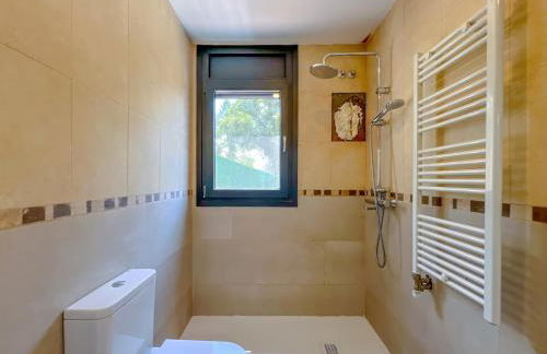 Villa in Costa Brava with Private Pool - Foto 34