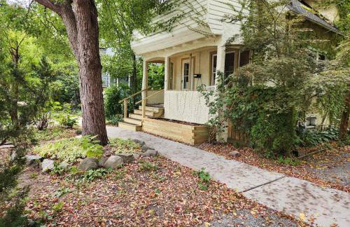Cozy 3 Bedroom House in Downtown Ithaca - Foto 1