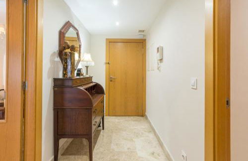 Keywise Perfect location next to María Zambrano STATION, central , beach ,pool and free Parking - Foto 12