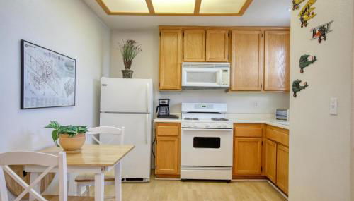 Pacific Plaza #204 - Eagles Nest - 1BdrmUp-K - Foto 3