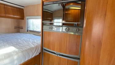 Sleeping in a motorhome - Photo 2