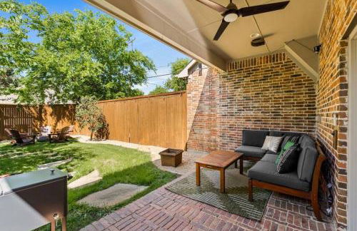 Luxury 4BR Dallas Home with Game Room and Fire Pit - Foto 42