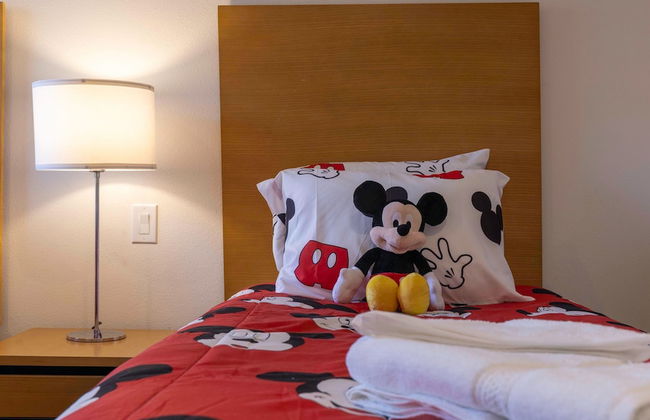 Townhome Jacuzzi Grill 10 min Disney - Foto 12