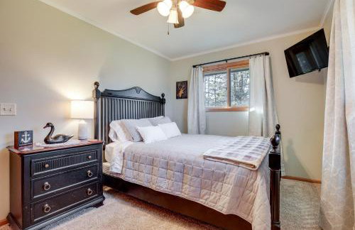 Pet-Friendly Tomahawk Home Deck and Private Hot Tub - Foto 11