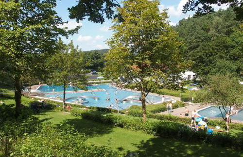 Holiday home in Reimboldshausen with balcony - Foto 16