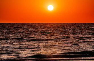 Beautiful Waterfront Beach Cottage. Sleeps 6 - Foto 11