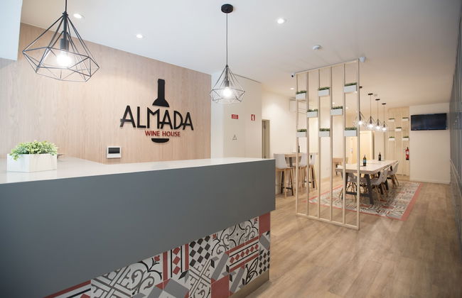 Almada Wine House - Foto 2