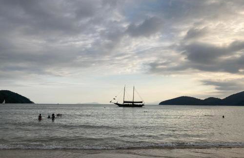 Casa do Carlos, praia da Enseada Ubatuba-SP - Foto 33