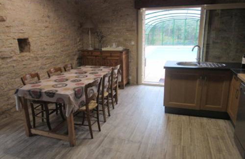 Gîte le Safranier Maison ancienne avec piscine couverte et chauffée - Foto 4