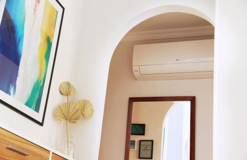 La Perla Apartment, Paradis Park, La Pineda - Ático 1ª línea - Solarium - WiFi - Piscina - Foto 14