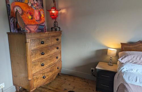 Artist's Hawkhurst Home with Heated Pool & Sauna - Foto 27