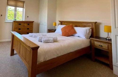 Gt. Marlow TownHouse- Families, Pets & Contractors - Photo 13