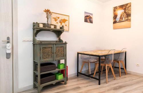 Amplio, luminoso y moderno cerca del Casco Viejo - Foto 4