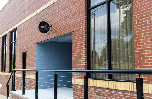 Luxury Downtown Home Near Lake Martin - Foto 26