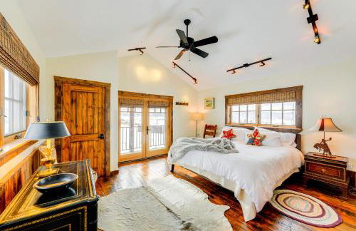 The Barn at Dancing Deer Ranch in Bedford - Photo 17