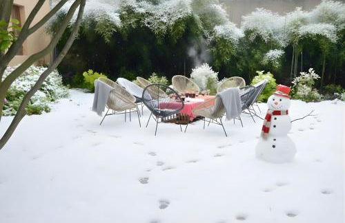 Cottage Mackinley, séjour spacieux et chaleureux, salon de jeux, grande salle à manger, 15 pers, Centre Historique, gare TER - Foto 48