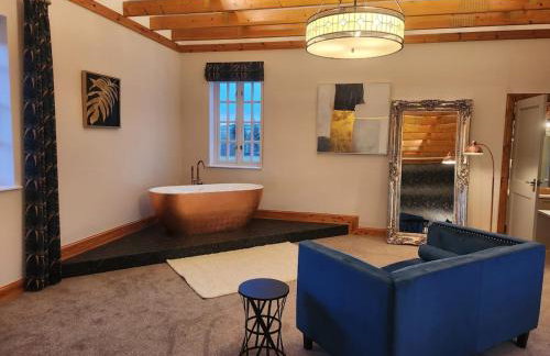 Recently refurbished former art studio - Foto 19