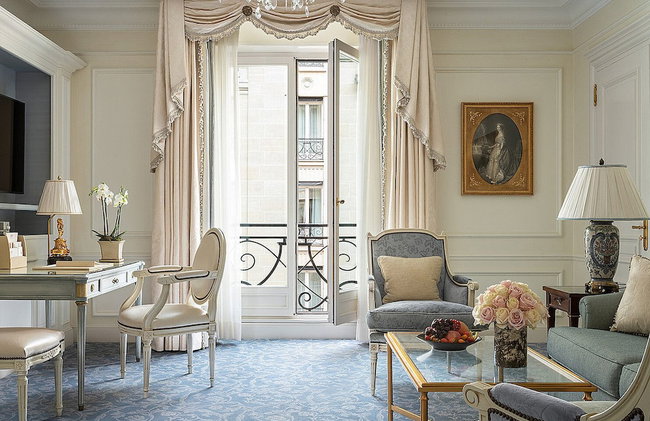 Four Seasons Hotel George V - Photo 57