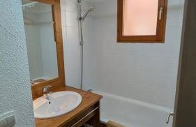 Appartement 4 pièces pour 6-8 personnes, 2 chambres, 1 cabine, 2 canapés-lit double dans le salon, au pied des pistes et piscine l'été, wifi fibre - Foto 52