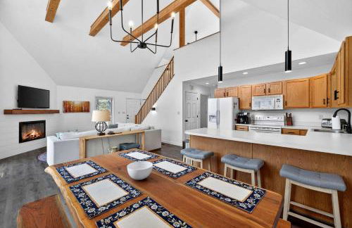 Bright Mountain Cabin with Game Room & Golf Course Views Near Hedgesville, West Virginia - Foto 6