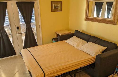 Guesthouse w/ private access and patio - Foto 4