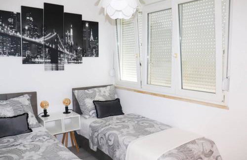 NEW! Top apartment, Split view from above - Foto 19