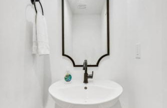 Luxury Villa close Broadway with Garage and Fire Pit - Foto 31