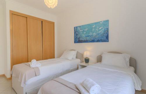#004 Encosta Apartment Pool & Relax Area - Foto 8