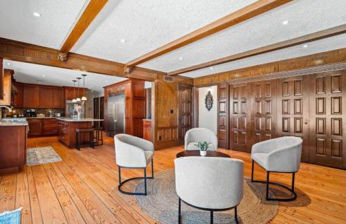 Unique Estate 5 Bedrooms Fire Pit Sleeps 10 - Foto 28