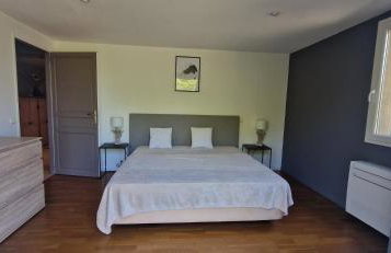 Rez de Jardin d'une Bastide VILLA LA GARDI avec Piscine privée - Foto 21