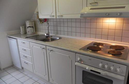 Ferienwohnung-Nils-Holgerson-mit-Balkon-zwischen-Strand-Wald-Wiese-im-Suedosten-der-Insel-Ruegen - Photo 16