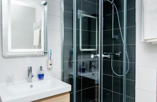 D&E - PARIS-DISNEY - HOLIDAYS APARTMENT - APPARTEMENT DE VACANCES - 5 CHAMBRES- 5 SDB - 5 BEDROOMS - 5 BATHROOMS - Netflix - Foto 24