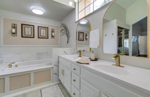 Family Getaway with Games and Pool in Spring Hill - Foto 18