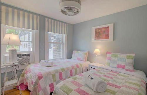 Large Deck Fire Pit Dog Friendly Near Beach - Sleeps 10 - Foto 19