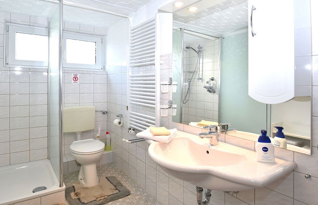 Flat in Bellenberg With Sunbathing Lawn - Foto 8