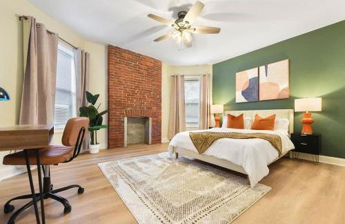 Pet Friendly 6 Bedroom Free Parking plus 5 Min From Bakery Sq - Foto 1