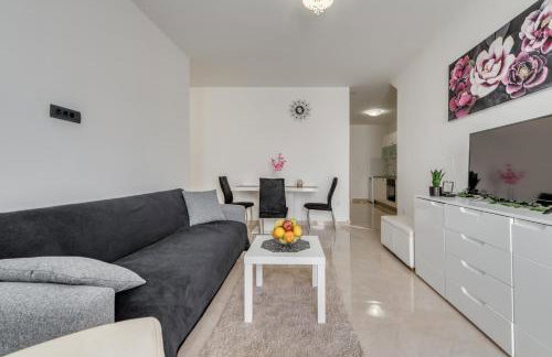 Apartment ANĐELA 2BDRS & Free WiFi - Foto 13