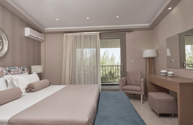 Koukounaria Hotel & Suites - Photo 58