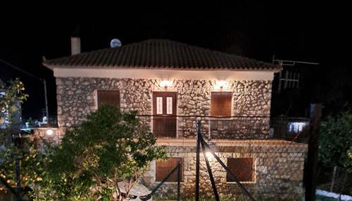 Το πέτρινο της Δώρας - Foto 1