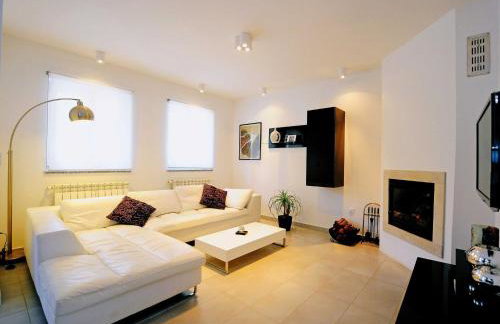 Villa Gea - Three Bedroom with Swimming Pool - Foto 6