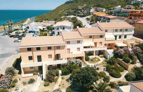 Appartamento con veranda e giardino a 75 m dal mare - Foto 17