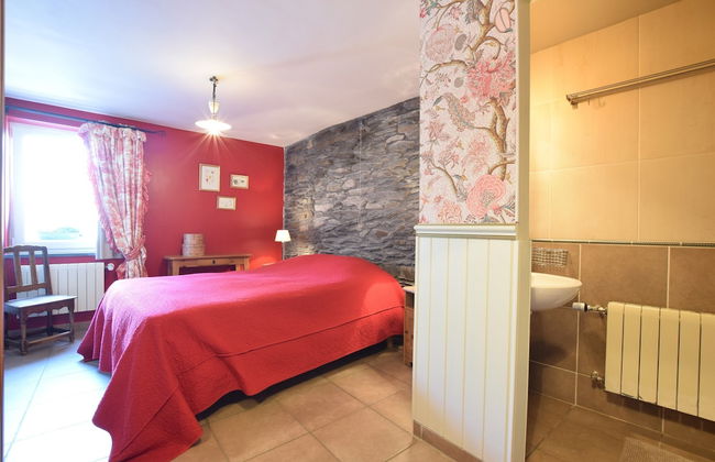 Renovated Mill in Bastogne Near Waterfall - Photo 27