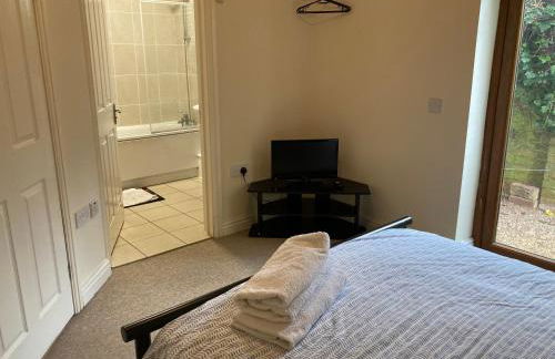 CV225AA 1 Bedroom-Near Rugby School-Ground Floor-WiFi-Self Check In - Foto 27