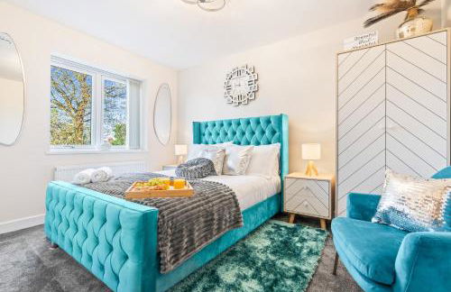 Stylish Home Hot Tub EV Parking - Foto 15