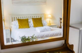 May Tree Cottage Manorbier 5 mins from the beach Sleeps 4 - Foto 58