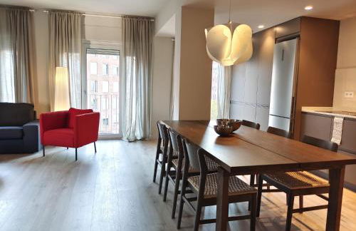 Exclusive Beach District Flat - Newly Renovated - Vila Olímpica - Sleeps 6 - Foto 6